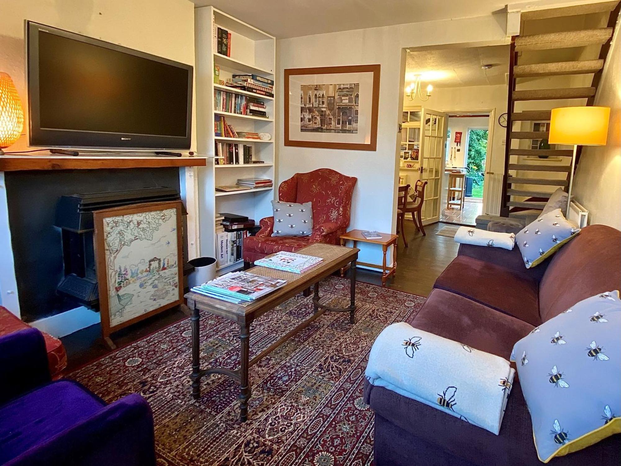 Bumblebee Cottage - Cosy Cottage In Area Of Outstanding Natural Beauty Hemel Hempstead Exterior photo